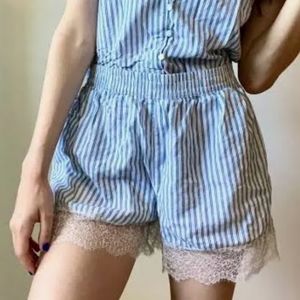 Victoria's Secret Lacy Short